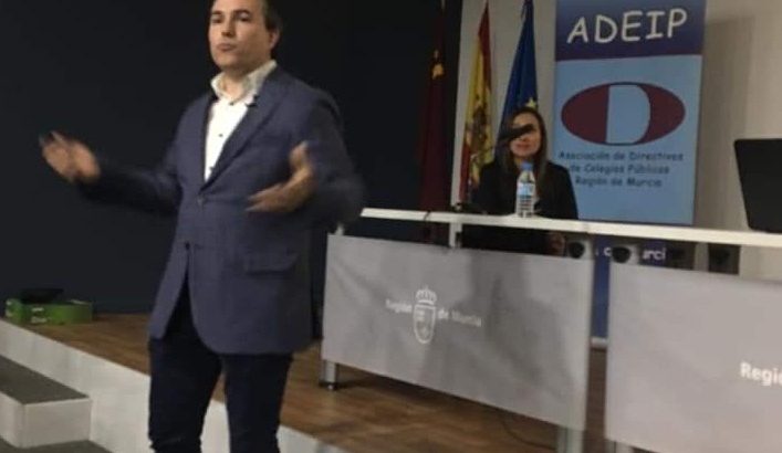 La Salle Alcoi presente en las IV Jornadas sobre liderazgo e innovación dirigidas a directivos de Educación Primaria de la Región de Murcia La Salle Alcoi presente en las IV Jornadas sobre liderazgo e innovación dirigidas a directivos de Educación Primaria de la Región de Murcia